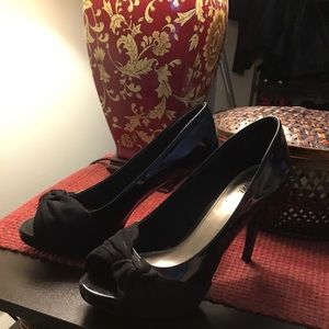 Black Fioni peep toe pumps size 8